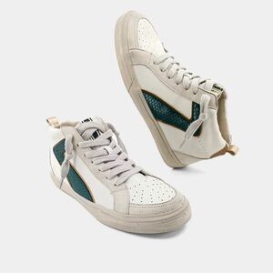 Shu Shop Sandy Dark Green Snake Size 7.5 NWT